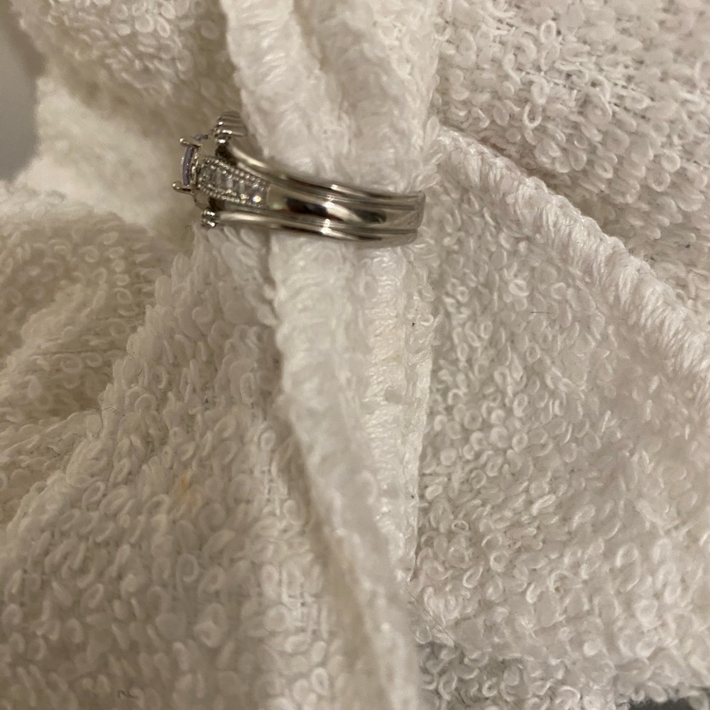 New Without Tag Silver Fashion Ring Size 6 - Picture 6 of 12